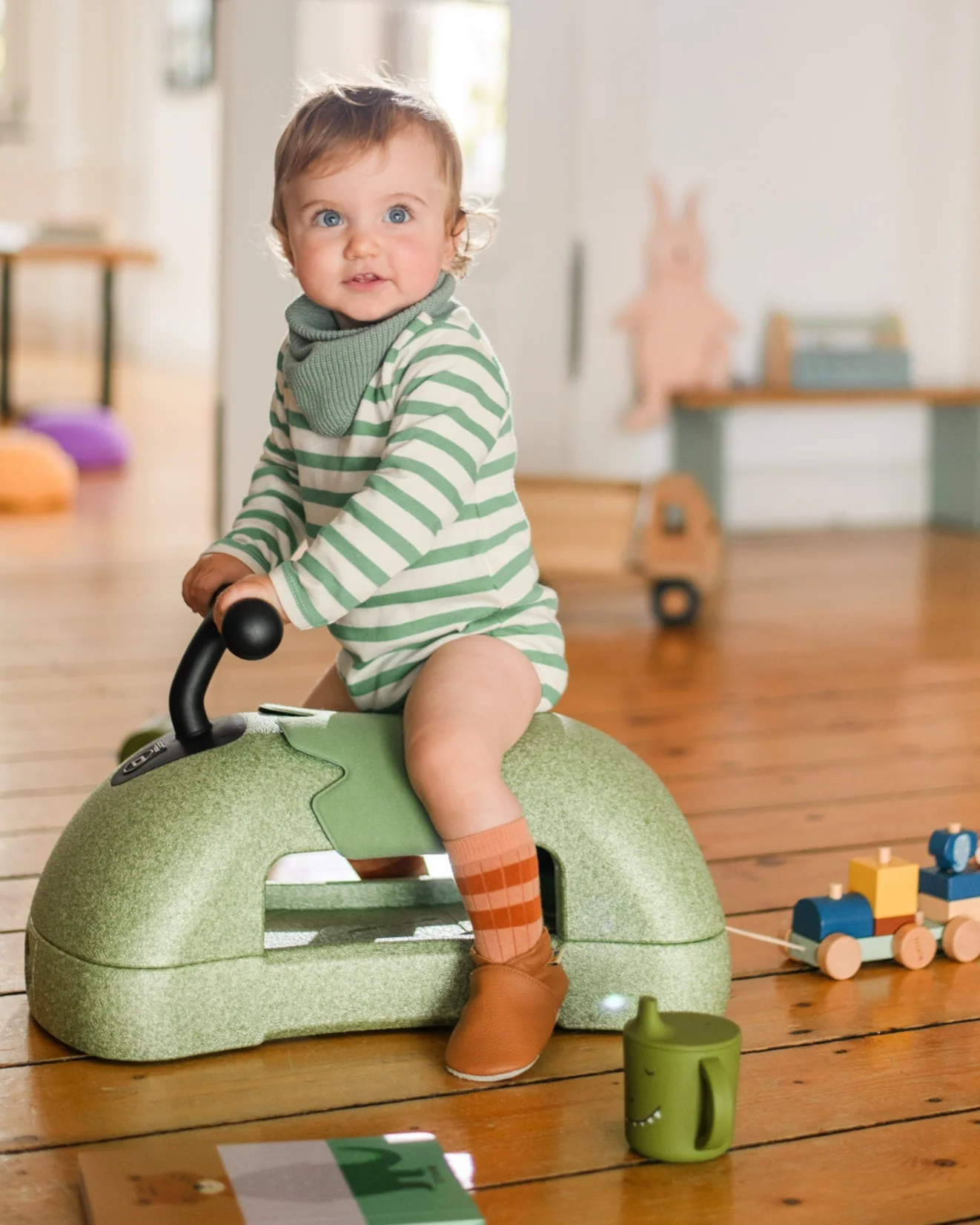 SCOOT & RIDE My First 3-in-1 Rutschfahrzeug für Kleinkinder